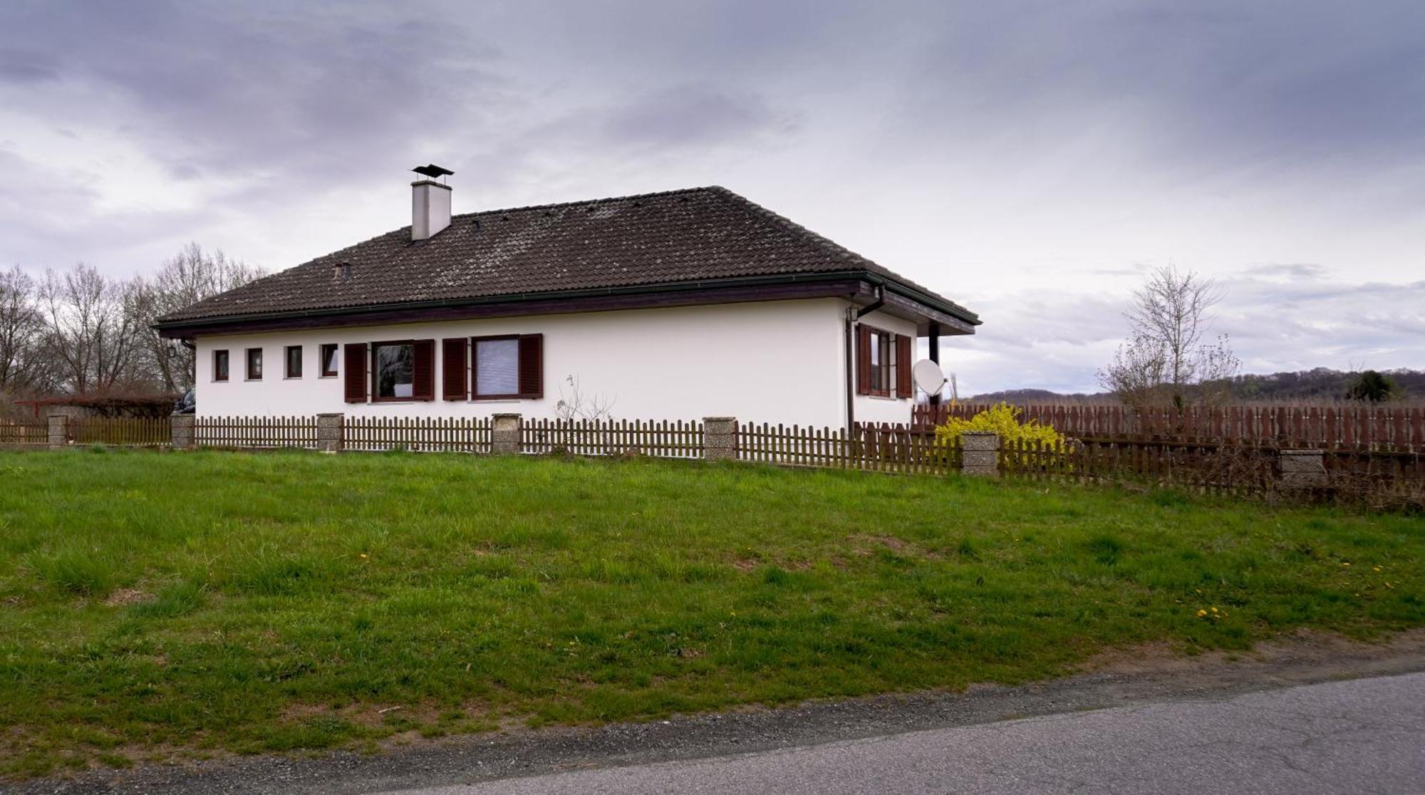Golf Und Thermen Ferienhaus Golfblick Bad Loipersdorf Gillersdorf Luaran gambar